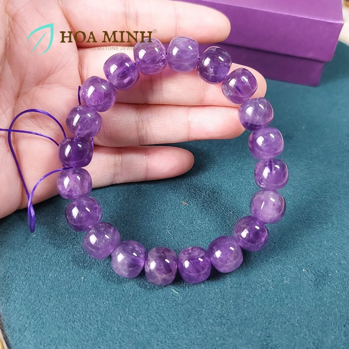 11-vong-tay-da-thach-anh-tim-amethyst-tu-nhien-hat-vuong-bo-tron-size-11-li-phong-cach-co-dien-hoang-gia-hoa-minh-gem.jpg