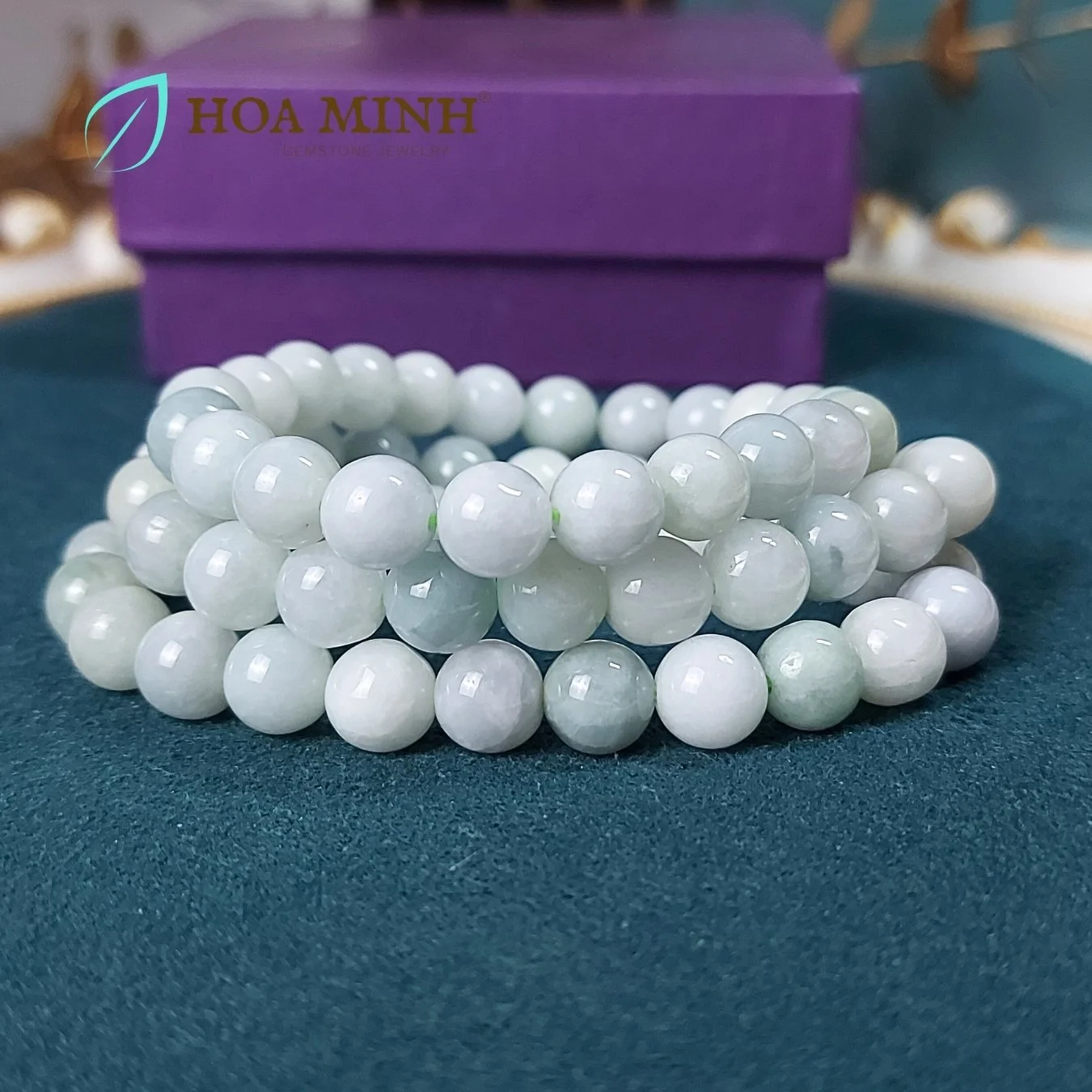 Vòng tay ngọc cẩm thạch trắng ngả xanh size hạt 8.2 li thanh lịch, tối giản không kén mệnh