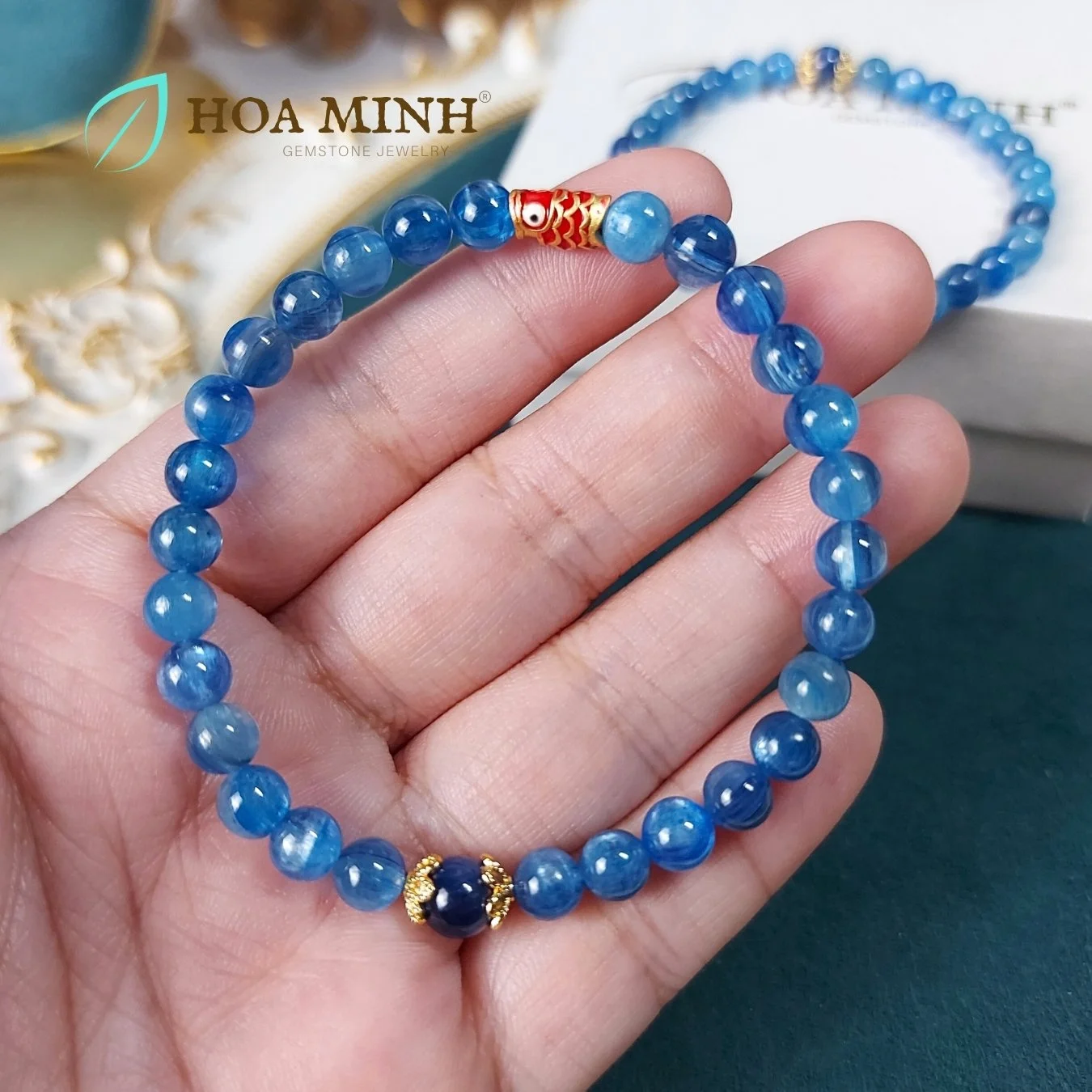 3-vong-tay-da-kyanite-vip-sapphia-nuoc-tu-nhien-size-mini-5-8-li-phoi-charm-op-hoa-charm-ca-chep-xo-ngang-xinh-xan-hoa-minh-gem.jpg