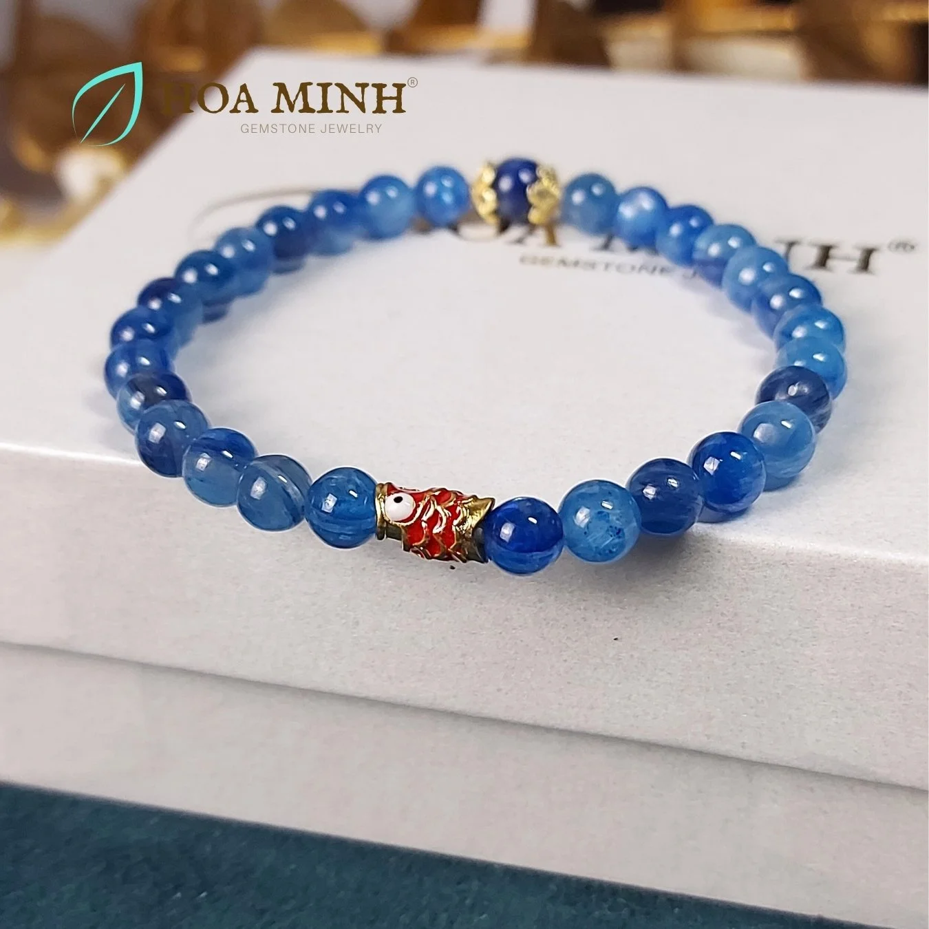 6-vong-tay-da-kyanite-vip-sapphia-nuoc-tu-nhien-size-mini-5-8-li-phoi-charm-op-hoa-charm-ca-chep-xo-ngang-xinh-xan-hoa-minh-gem.jpg