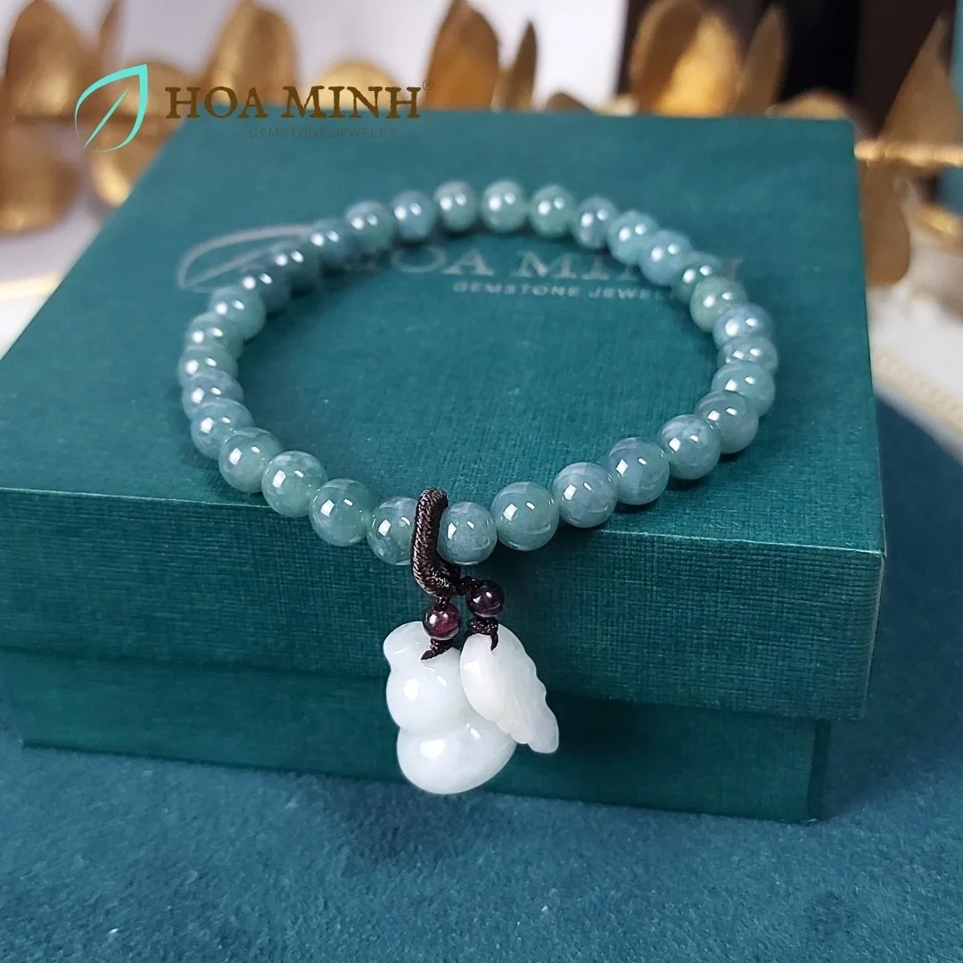 8-vong-tay-cam-thach-ngoc-lam-size-hat-6-li-phoi-charm-quan-am-charm-hoa-mau-don-charm-ngai-di-lac-charm-ho-lo-hoa-minh-gem.jpg