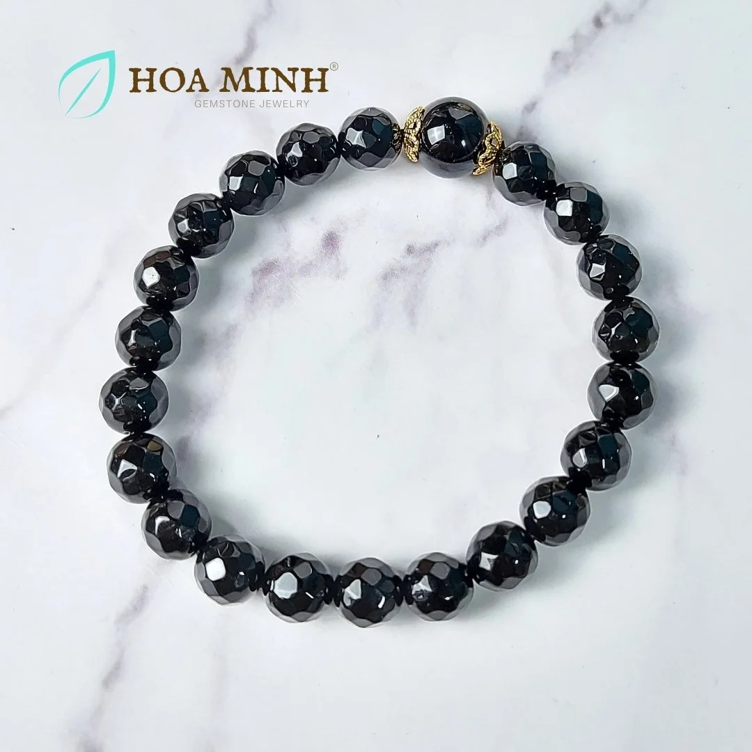 Vòng tay đá Mã Não đen tròn cắt giác lấp lánh size hạt 8 li phối viên đá mã não đen trơn ốp charm xi vàng hoa mai
