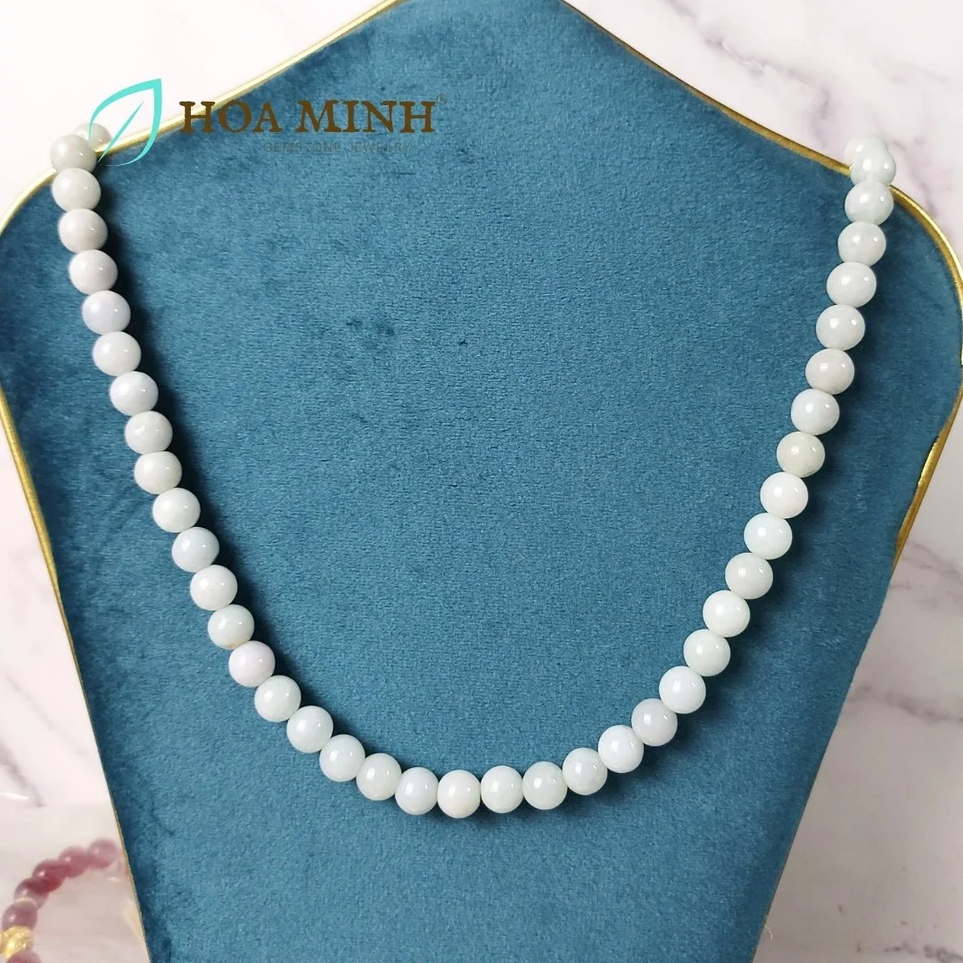 1-chuoi-deo-co-cam-thach-bach-ngoc-68-vien-size-hat-9-4-li-khoa-van-thanh-lich-co-dien-phong-thuy-binh-an-hoa-minh-gem.jpg