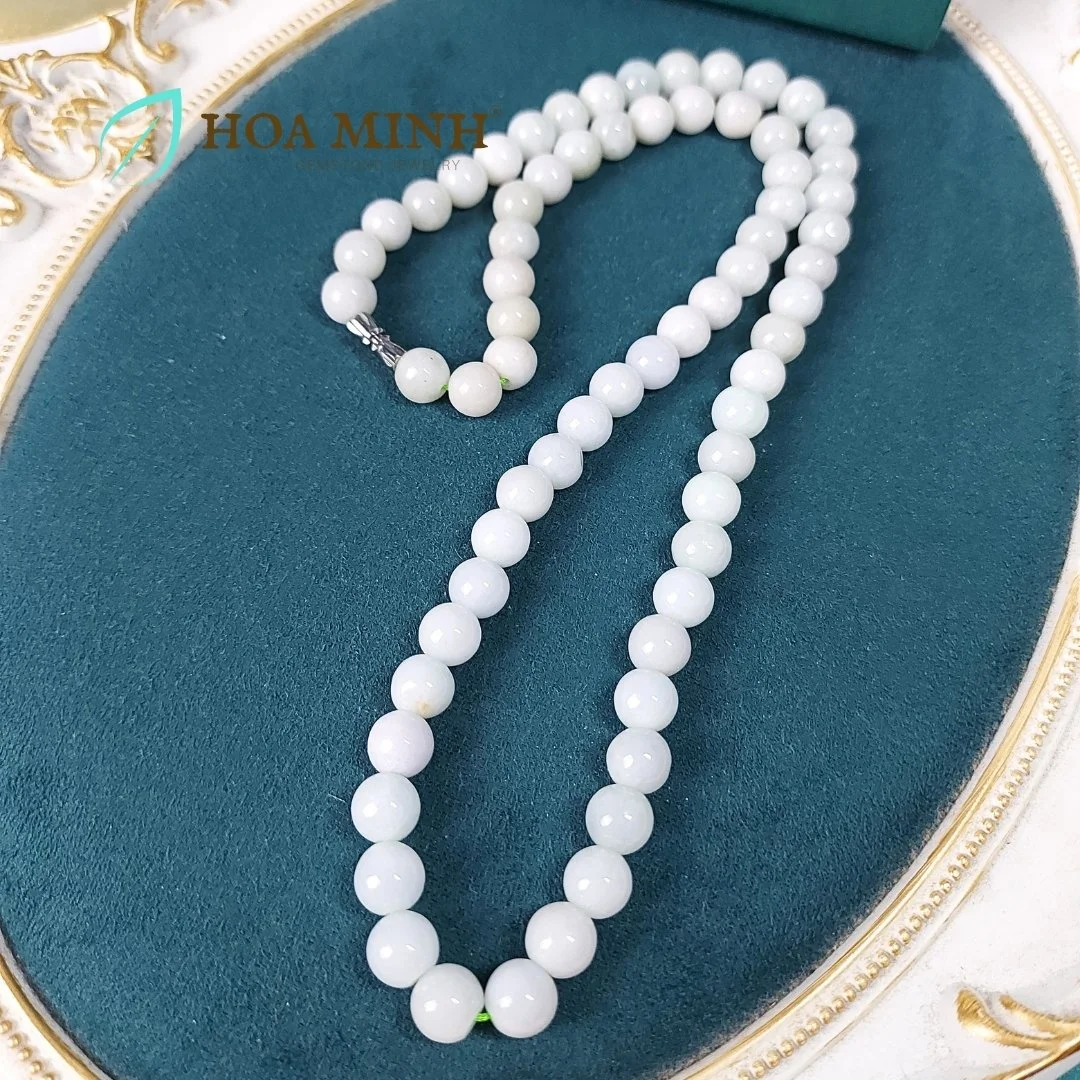 4-chuoi-deo-co-cam-thach-bach-ngoc-68-vien-size-hat-9-4-li-khoa-van-thanh-lich-co-dien-phong-thuy-binh-an-hoa-minh-gem.jpg