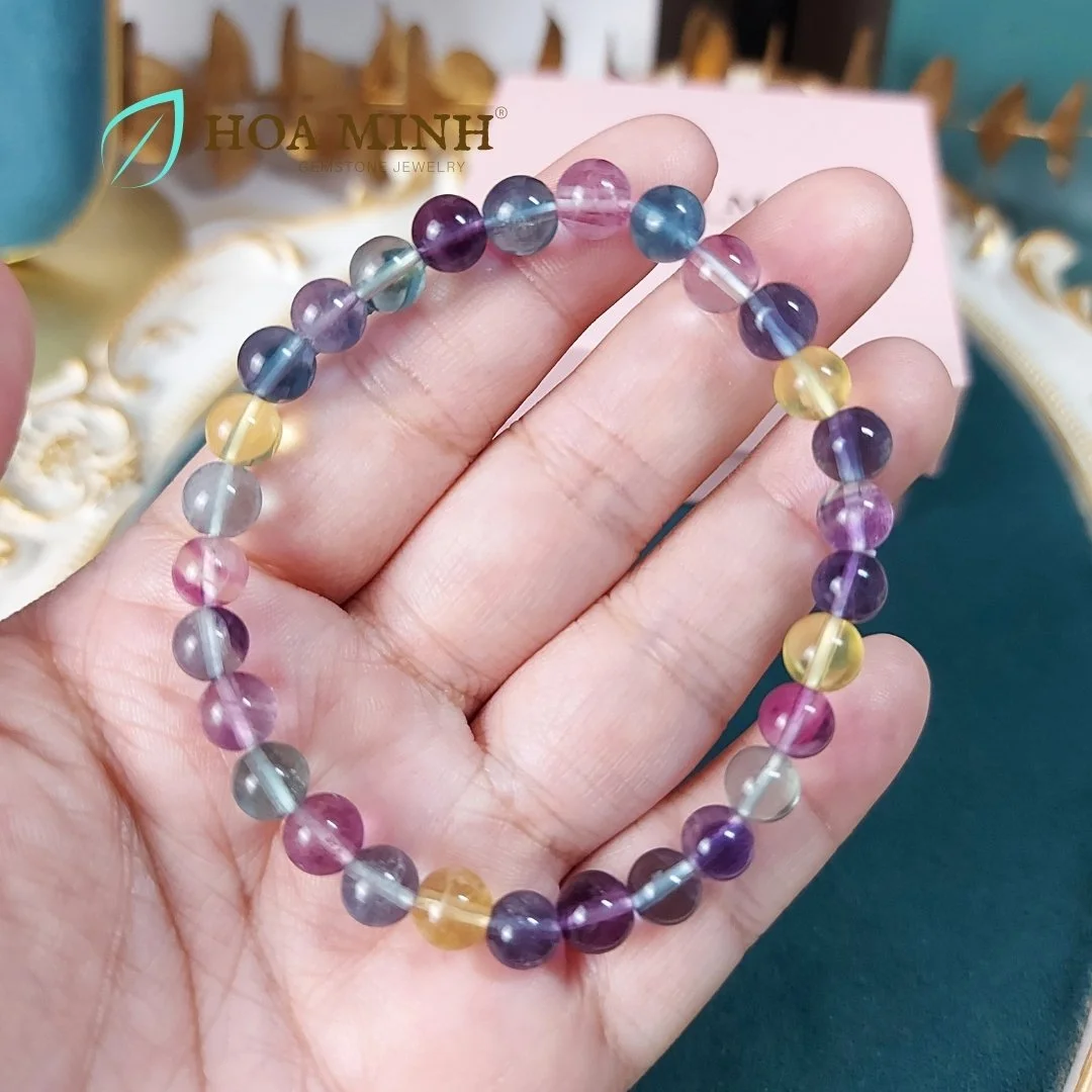 3-vong-tay-da-fluorite-tu-nhien-size-hat-68-li-phong-cach-thanh-lich-thoi-trang-khong-ken-menh--hoa-minh-gem.jpg