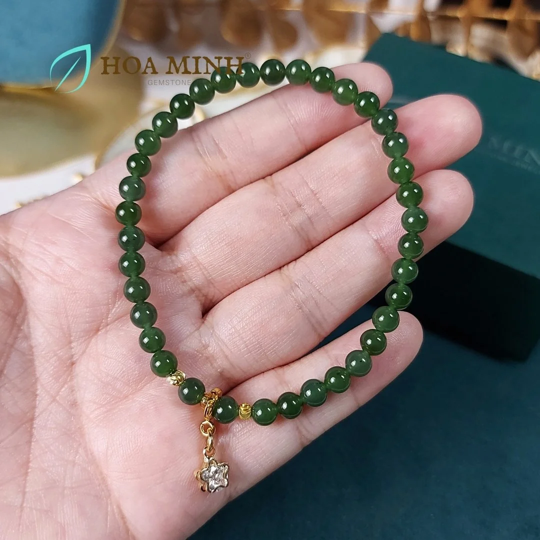 4-vong-tay-ngoc-bich-tu-nhien-size-mini-5-li-phoi-charm-treo-ngoi-sao-dinh-da-bi-cat-giac-thoi-trang-xinh-xan-hoa-minh-gem.jpg