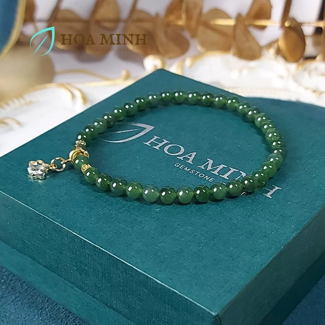 5-vong-tay-ngoc-bich-tu-nhien-size-mini-5-li-phoi-charm-treo-ngoi-sao-dinh-da-bi-cat-giac-thoi-trang-xinh-xan-hoa-minh-gem.jpg
