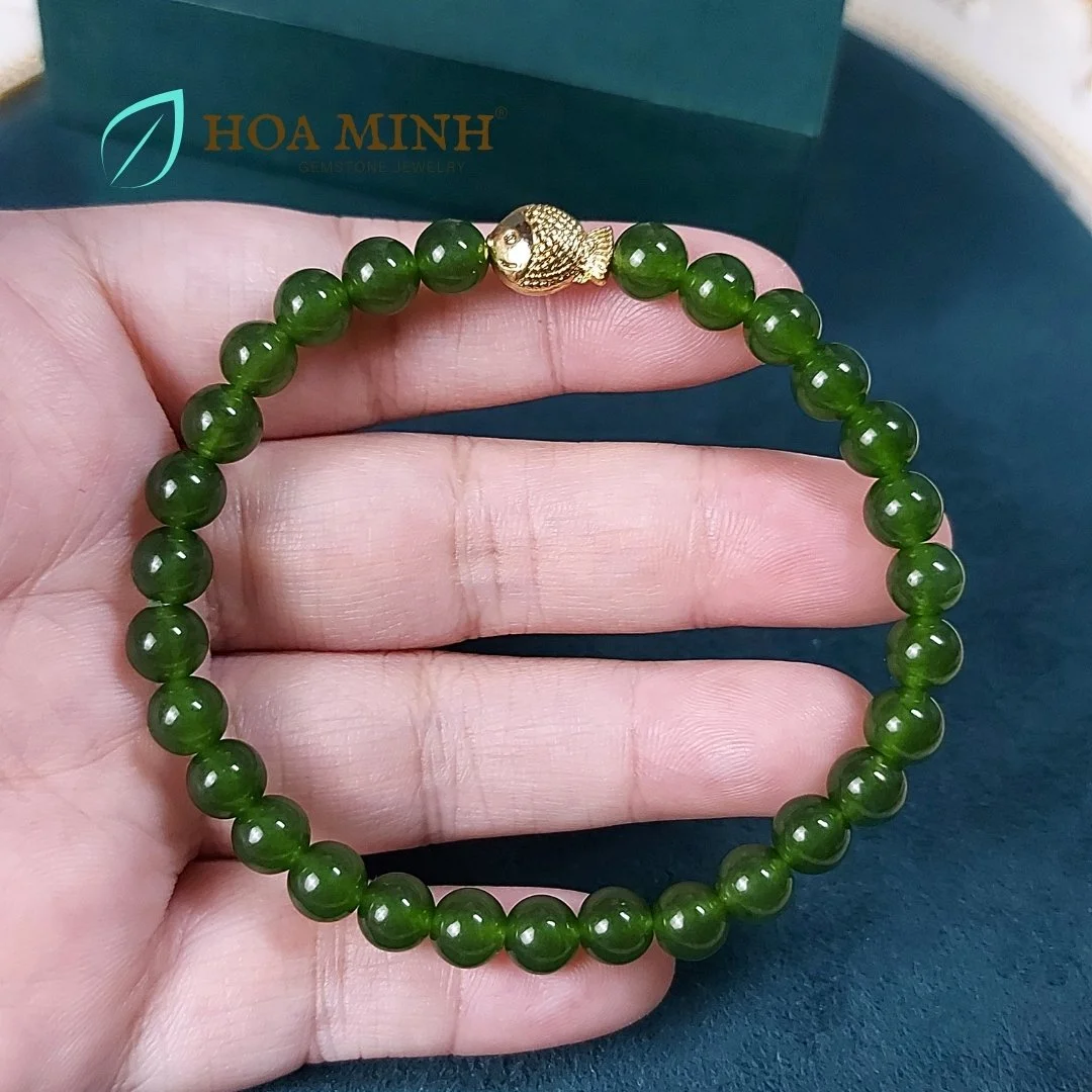 9-vong-tay-da-ma-nao-mau-xanh-ngoc-bich-size-hat-6-li-phoi-charm-cac-kieu-rat-xinh-xan-phong-thuy-may-man-moc-hoa-hoa-minh-gem.jpg