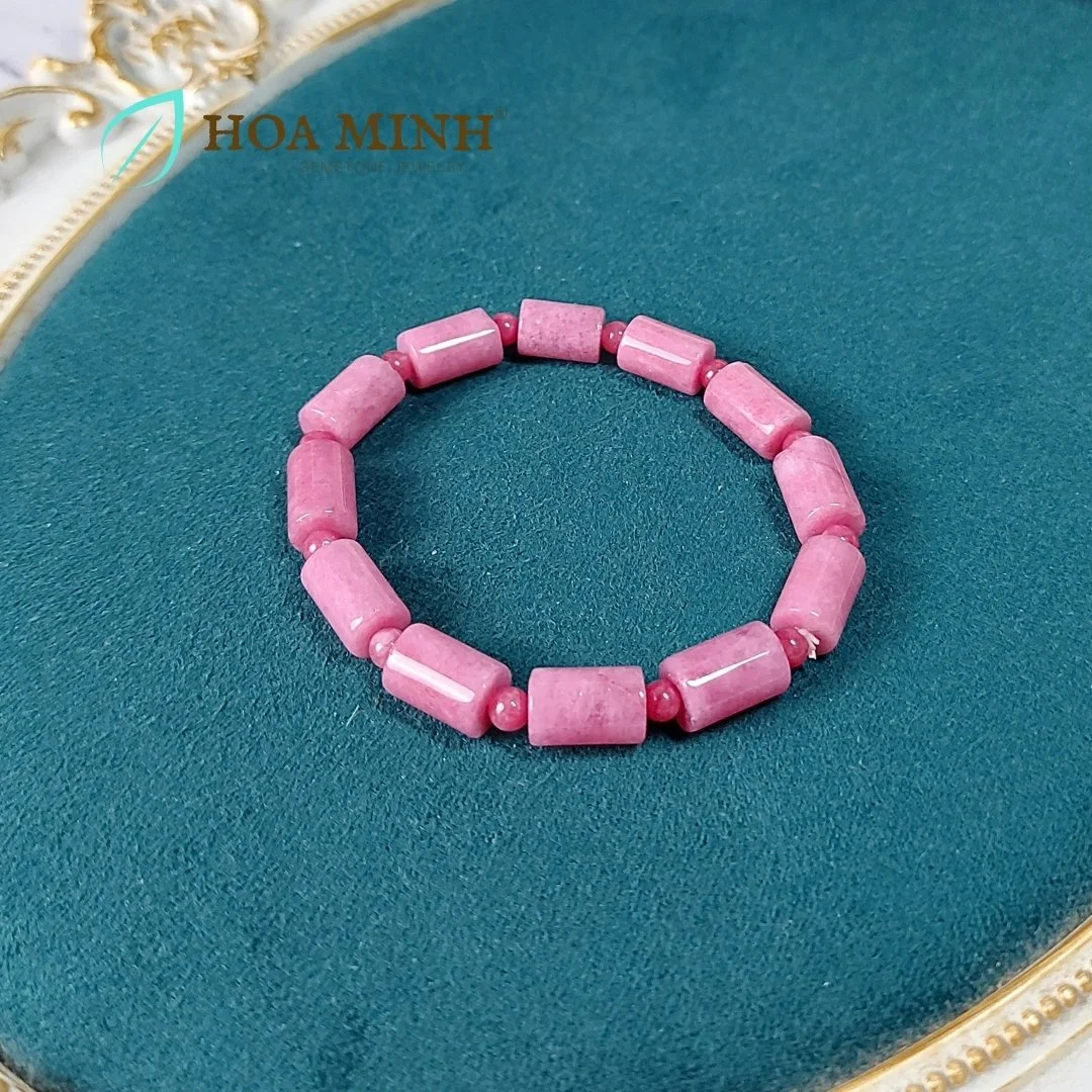 2-vong-tay-phong-thuy-da-ma-nao-mau-hong-dao-kieu-lu-thong-size-8x12-li-phoi-xen-ke-vien-ma-nao-tron-nho-4-li-thoi-trang-thanh-lich-hoa-minh-gem.jpg