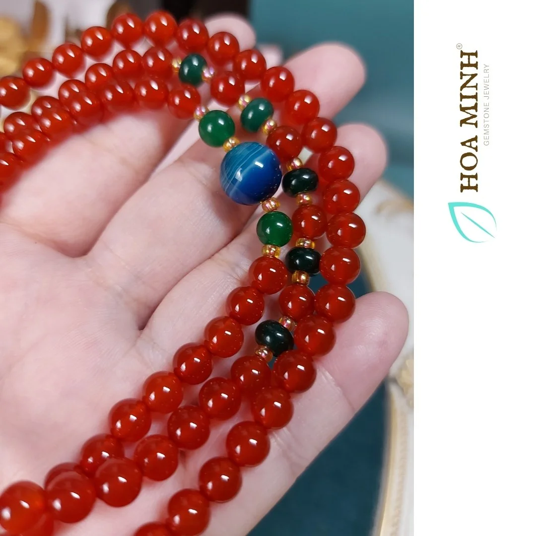 3-vong-tay-chuoi-108-hat-ma-nao-do-size-6-li-phoi-cac-loai-da-ma-nao-khac-phong-cach-trang-nha-binh-an-hoa-minh-gem.jpg