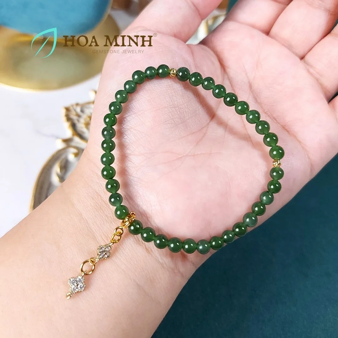 3-vong-tay-ngoc-bich-tu-nhien-size-mini-47-li-phoi-charm-treo-co-4-la-dinh-da-bi-cat-giac-xinh-xan-khong-ken-menh--hoa-minh-gem.jpg