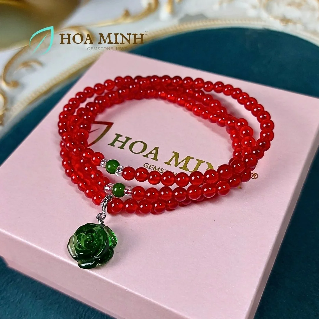 1-vong-tay-da-ma-nao-do-vip-size-mini-hat-4-li-kieu-vong-tay-quan-3-phoi-charm-hoa-hong-xanh-xinh-xan-thoi-trang-hop-menh-hoa-tho-hoa-minh-gem.jpg
