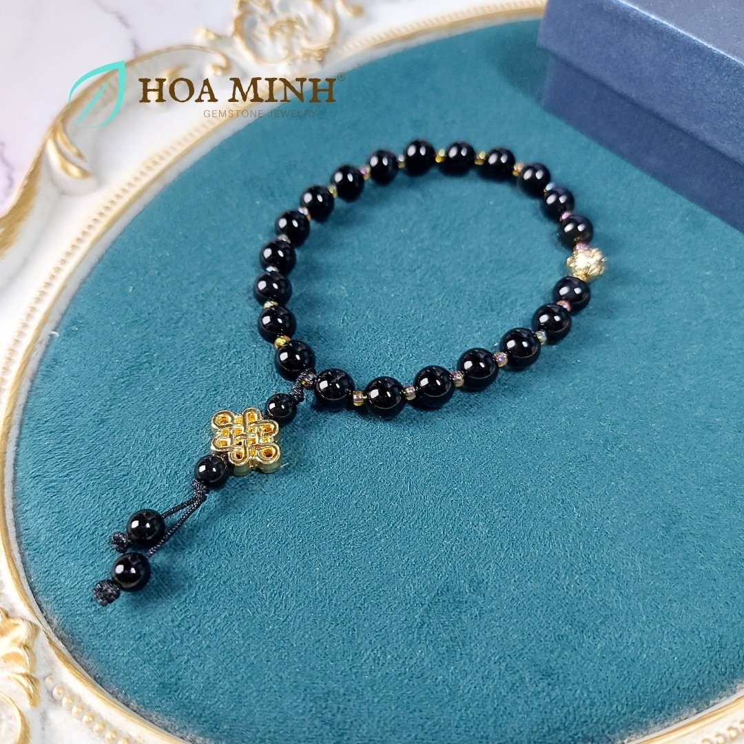 Vòng chuỗi niệm 21 viên đá Mã Não đen size hạt 8 li phối charm bi vàng charm nút cát tường xi vàng bình an