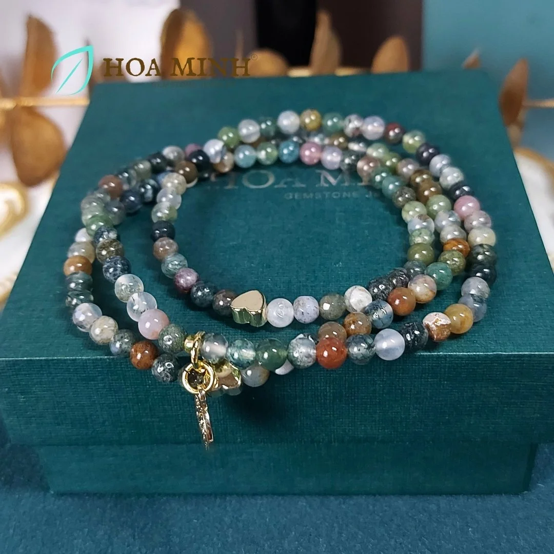 2-vong-tay-quan-3-da-chalcedony-size-hat-mini-4-5-li-da-sac-phoi-charm-trai-tim-dong-xu-nu-hoang-thanh-lich-khong-ken-menh-hoa-minh-gem.jpg
