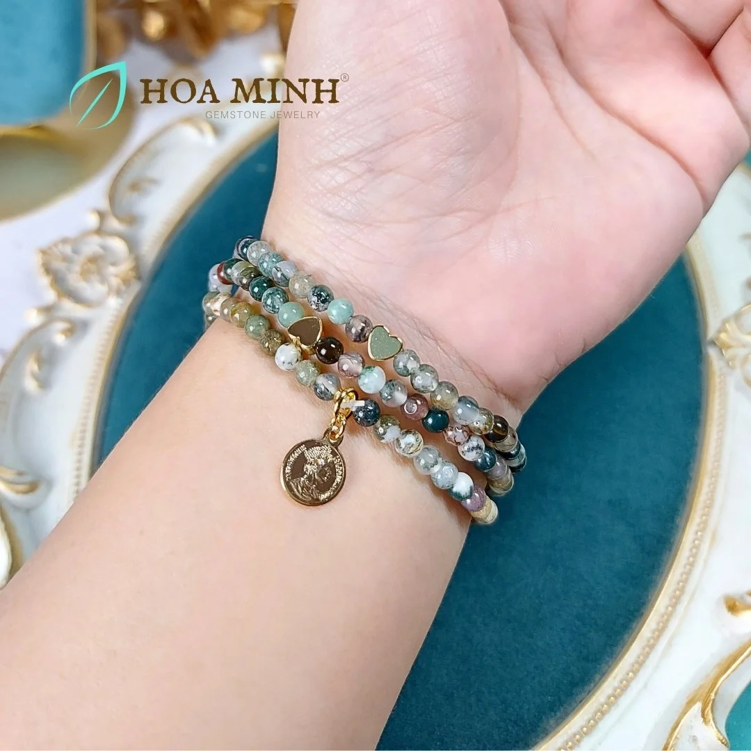 6-vong-tay-quan-3-da-chalcedony-size-hat-mini-4-5-li-da-sac-phoi-charm-trai-tim-dong-xu-nu-hoang-thanh-lich-khong-ken-menh-hoa-minh-gem.jpg