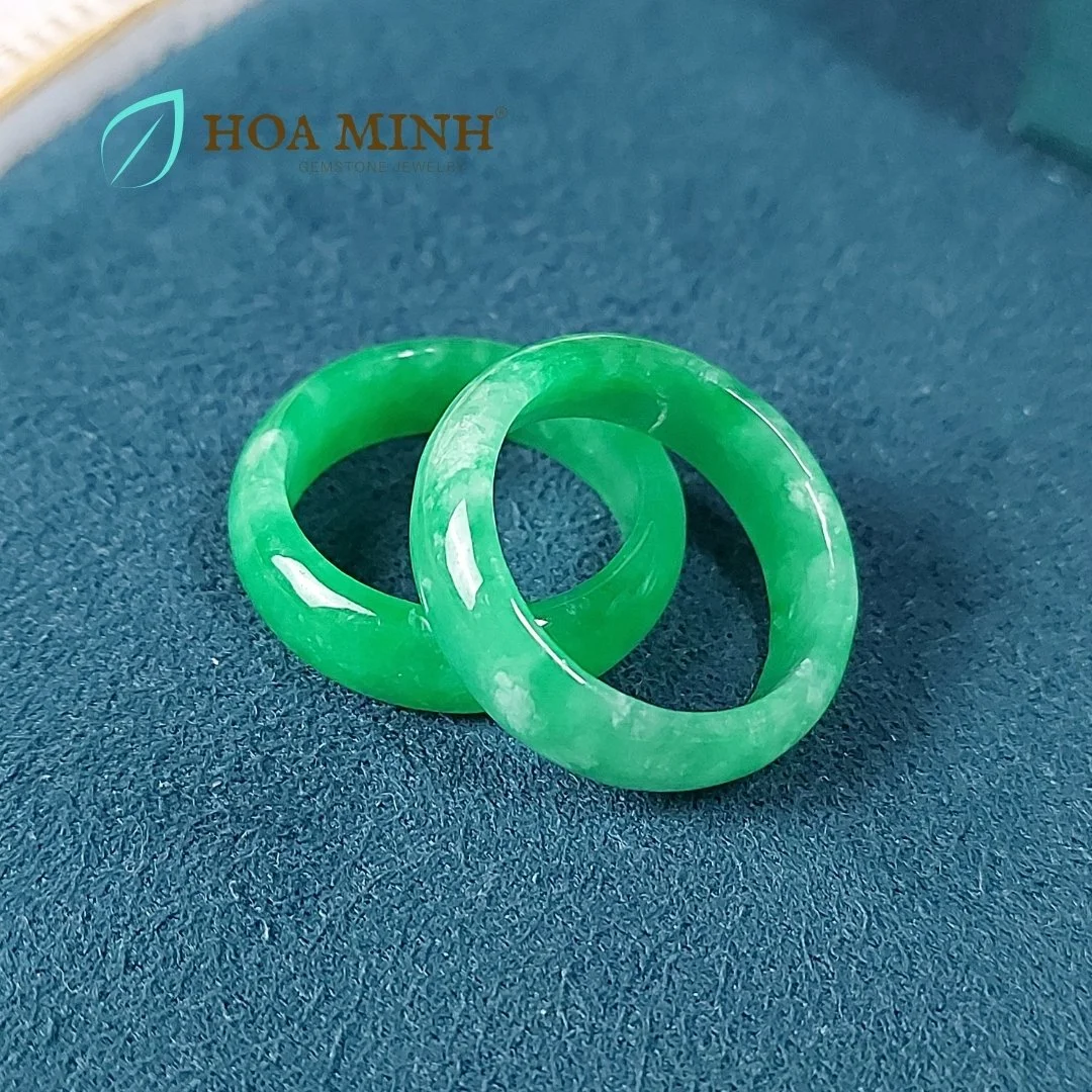 6-nhan-da-cam-thach-xanh-ly-vip-day-nhan-6-8-li-size-dk-19mm-phong-cach-thoi-trang-thanh-lich-hoa-minh-gem.jpg