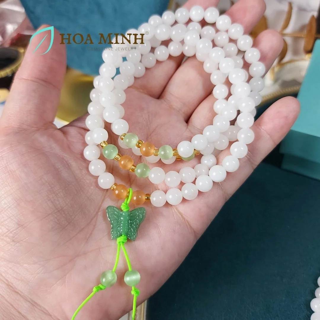 11-vong-chuoi-108-vien-da-ma-nao-trang-size-6-li-phoi-vien-da-mat-meo-charm-buom-ho-diep-ma-nao-thanh-khiet-binh-an-hoa-minh-gem.jpg