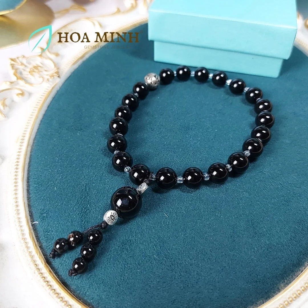 4-chuoi-niem-21-vien-da-ma-nao-den-size-hat-10-li-phoi-charm-bi-xi-bac-hoa-minh-gem.jpg