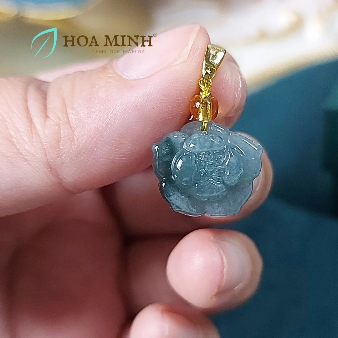 7-mat-day-chuyen-kieu-hoa-sen-da-cam-thach-lam-ngoc-size-13x16mm-phong-thuy-an-nhien-may-man-g133osmd-hoa-minh-gem.jpg