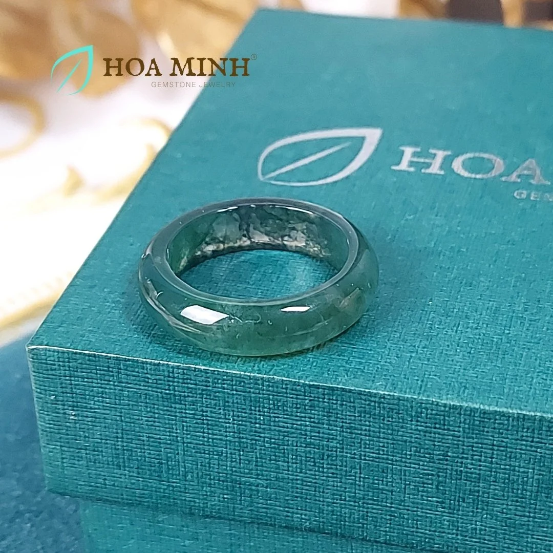 7-nhan-da-ma-nao-bang-ngoc-thuy-tao-xanh-reu-size-dk-19mm-day-nhan-6-li-hoa-minh-gem.jpg