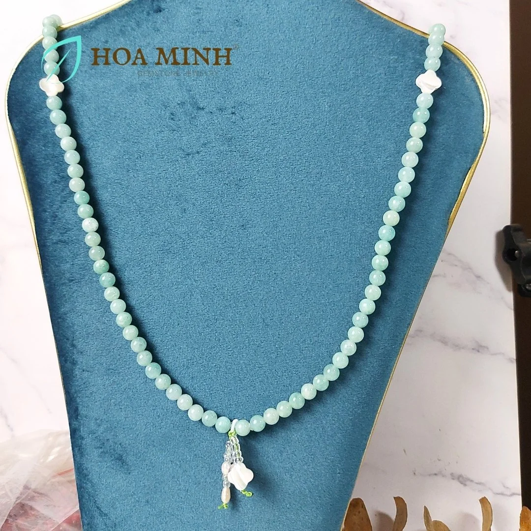 8-vong-tay-chuoi-108-hat-da-ma-nao-mau-xanh-ngoc-size-6-li-phoi-vien-ngoc-trai-charm-op-hoa-co-4-la-da-xa-cu-thanh-lich-khong-ken-menh-hoa-minh-gem.jpg