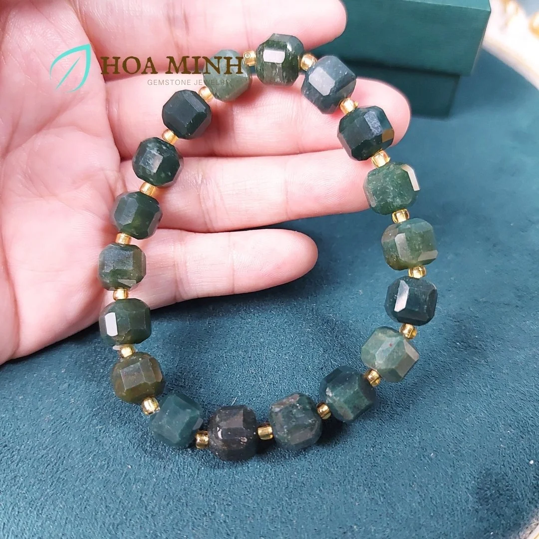 3-vong-tay-da-chalcedony-xanh-la-cay-kieu-hat-vuong-cat-giac-size-9-2-li-xen-ke-hat-cuom-doc-dao-thoi-trang-phong-thuy-menh-moc-hoa-hoa-minh-gem.jpg