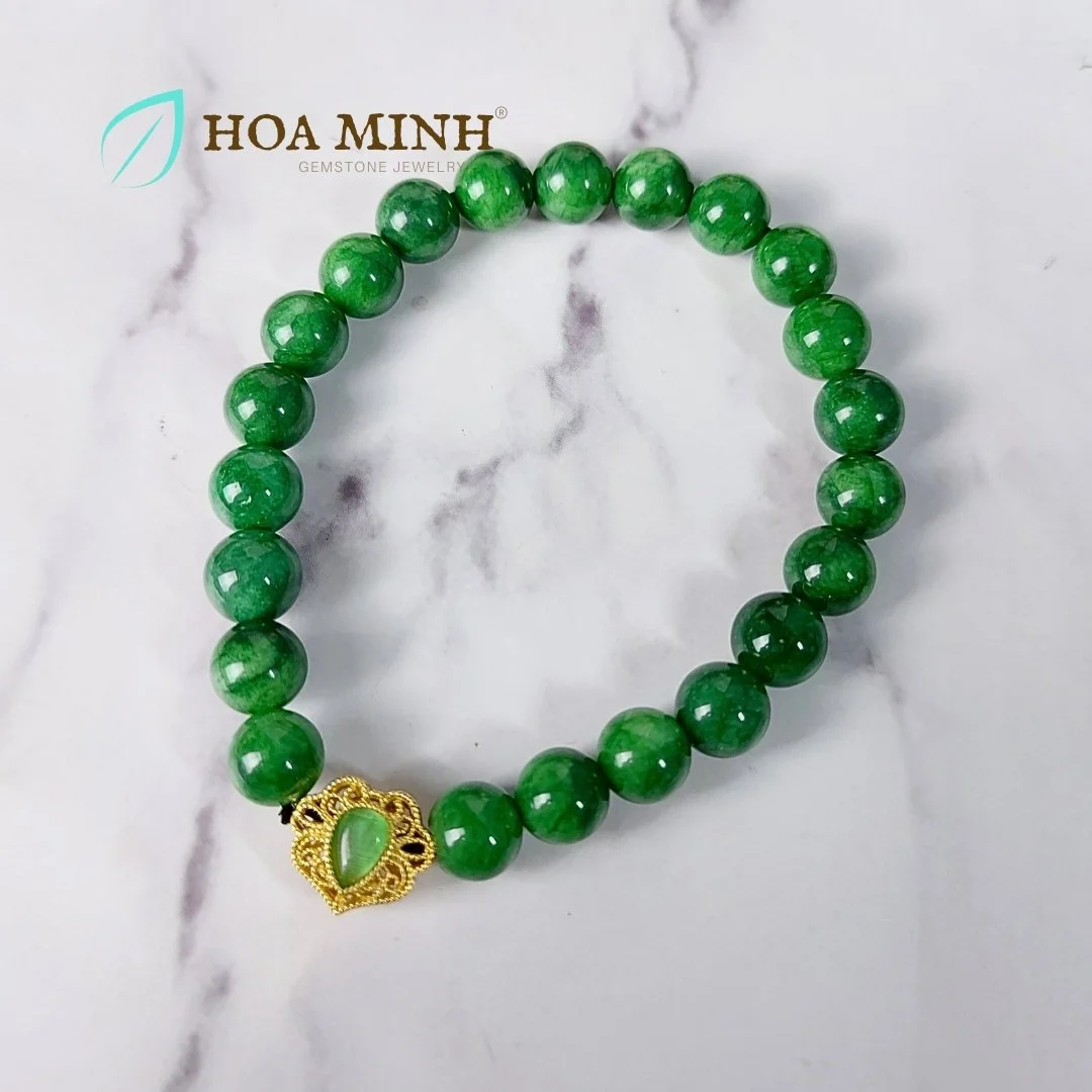 Vòng tay Cẩm Thạch Sơn Thủy xanh size hạt 8 li phối charm lá bồ đề cách điệu phong thái bình an, may mắn