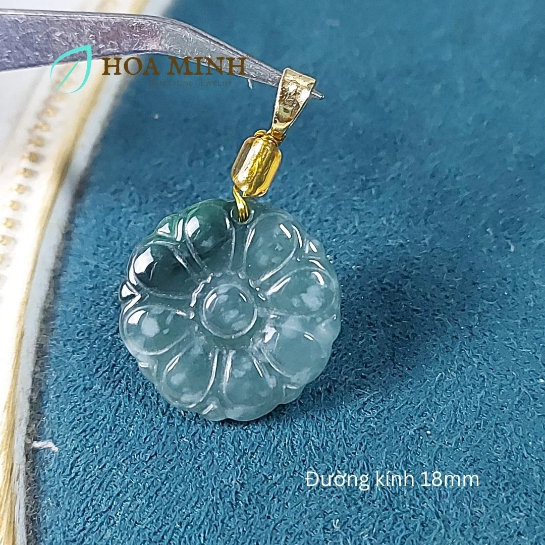 7-mat-day-chuyen-da-cam-thach-lam-ngoc-cham-khac-hinh-hoa-cuc-8-canh-size-dk-19mm-kieu-diem-thoi-trang-g143osmd-hoa-minh-gem.jpg