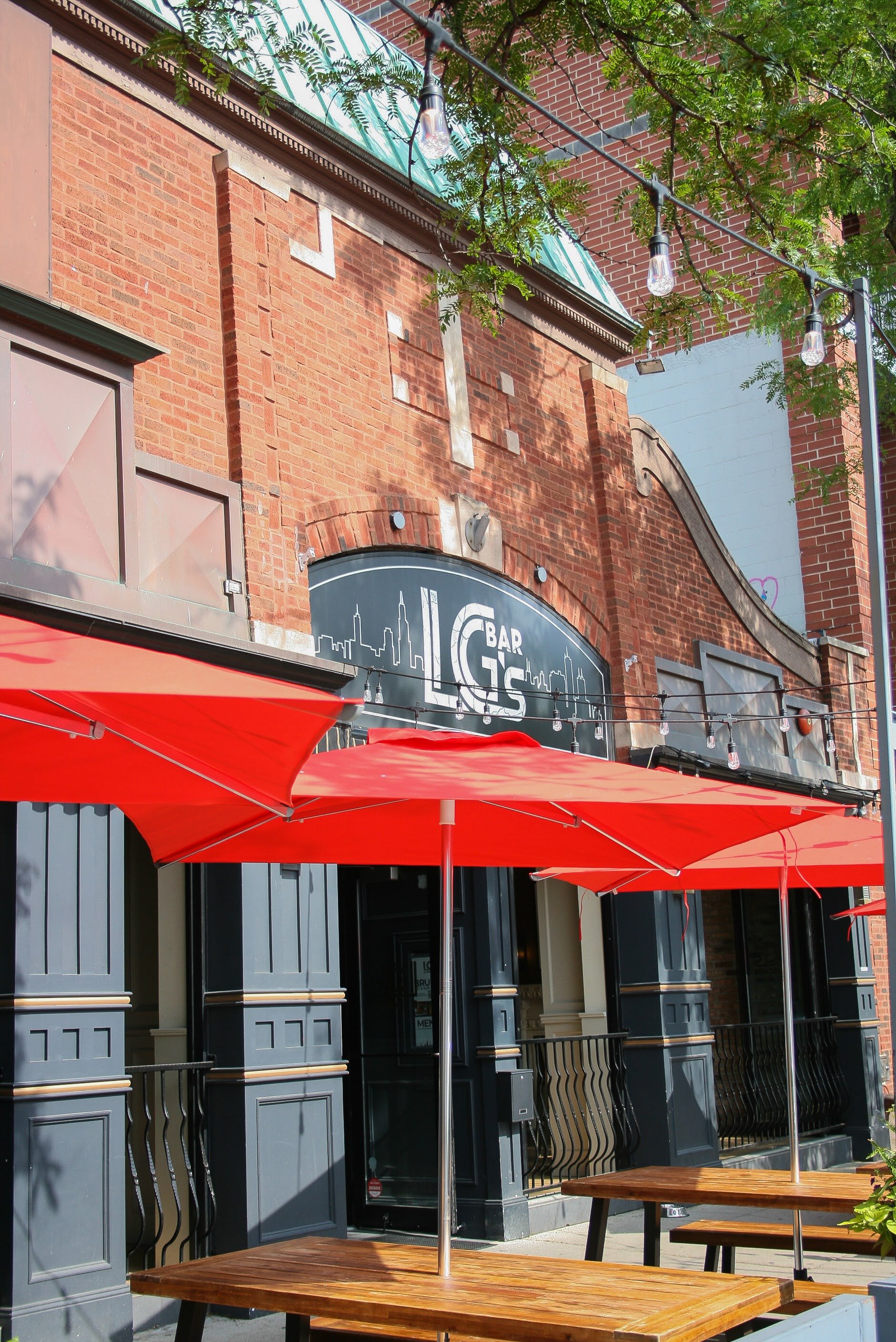 Photography work at Kinship Company
Client: LG’s Bar and Kitchen