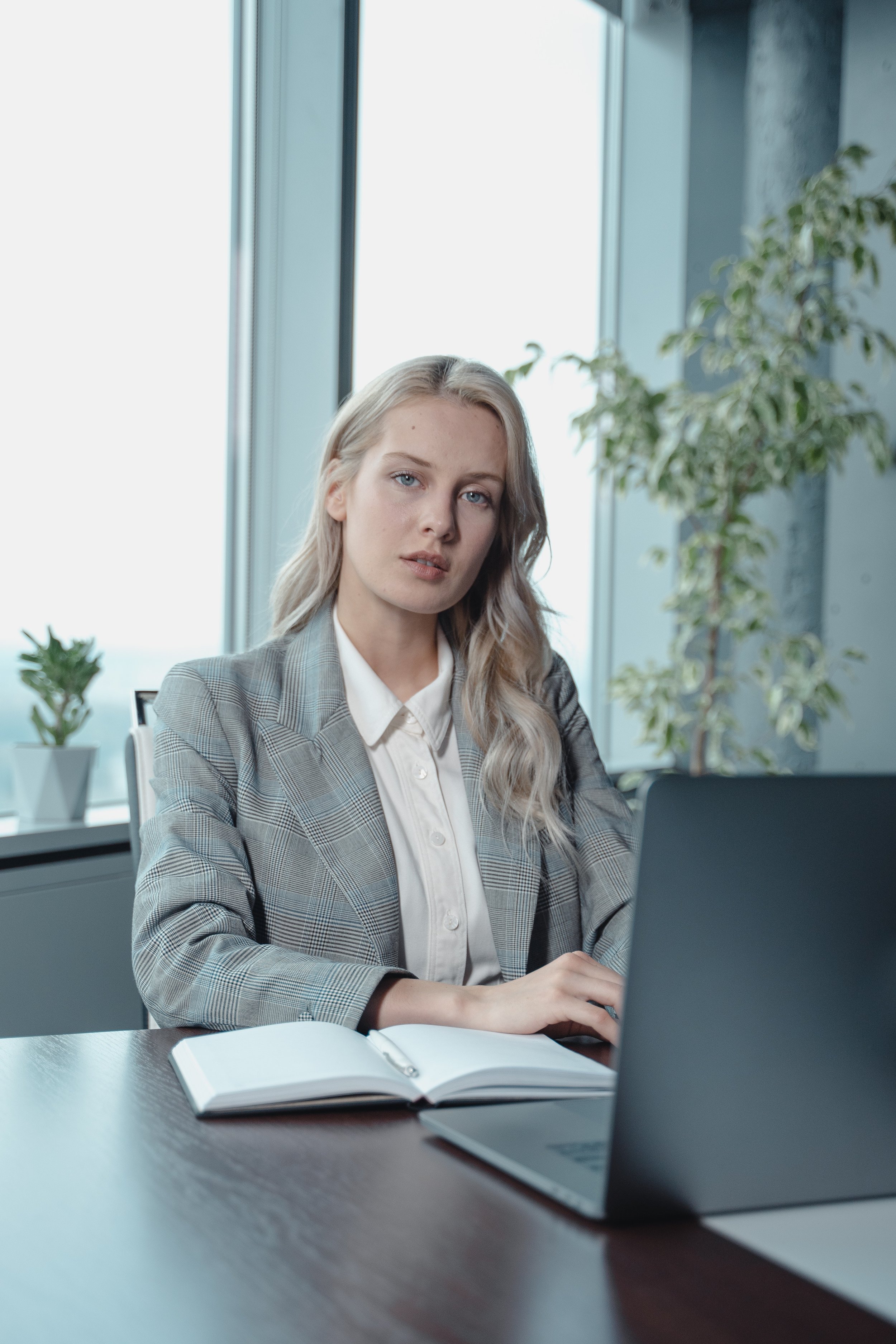 Overcoming Imposter Syndrome and Social Conditioning: Learning to Sell Yourself in an Interview as a Woman