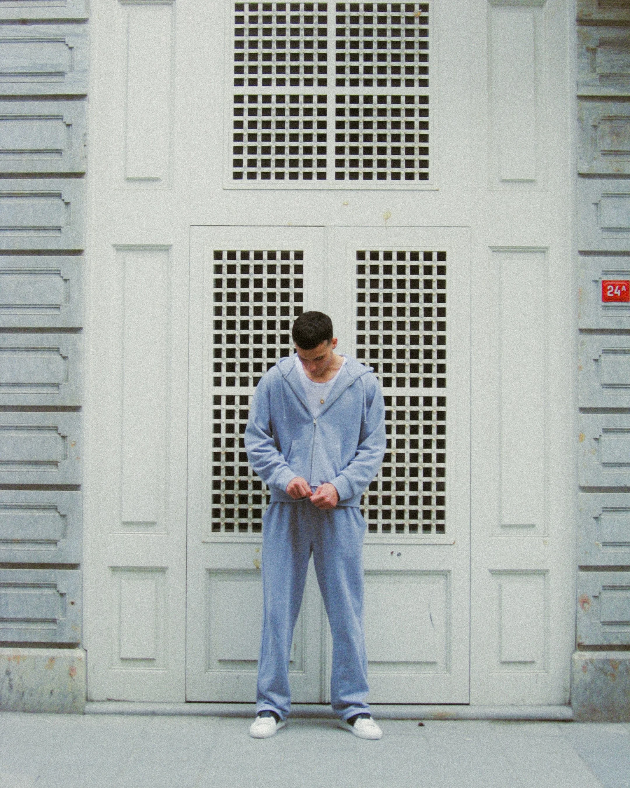qxix5jmfklb.jpg