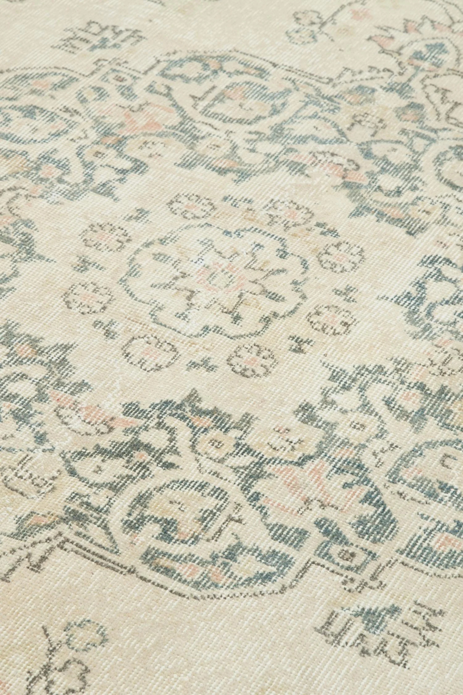 Armando 6'5" x 10'7" — Merak Rugs