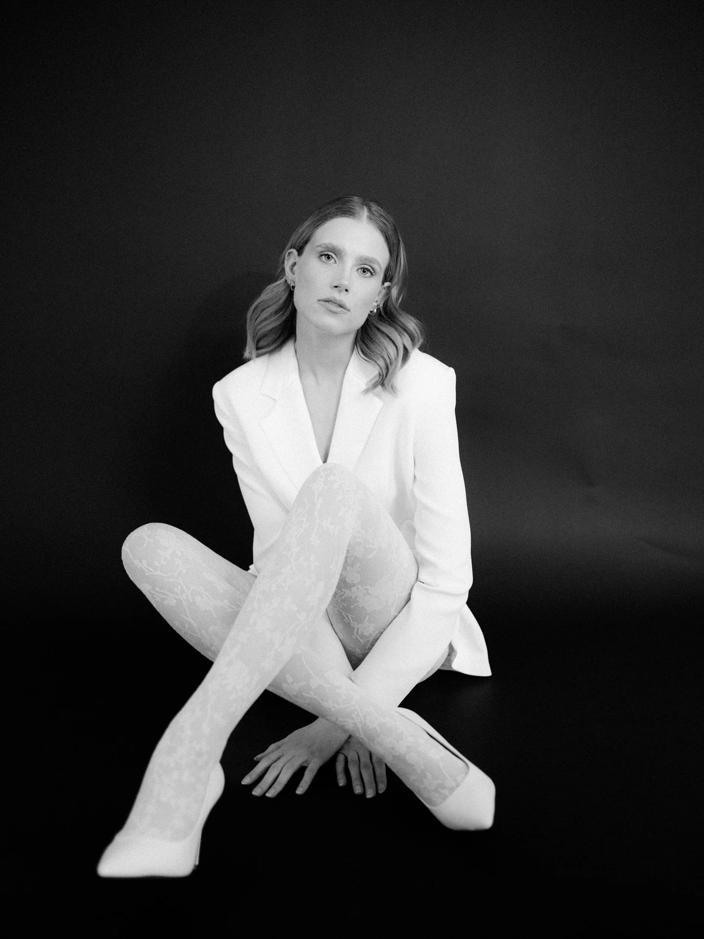 do it the non-traditional way #anticlichewedding 

#editorial #editorialwedding #weddingphotographer