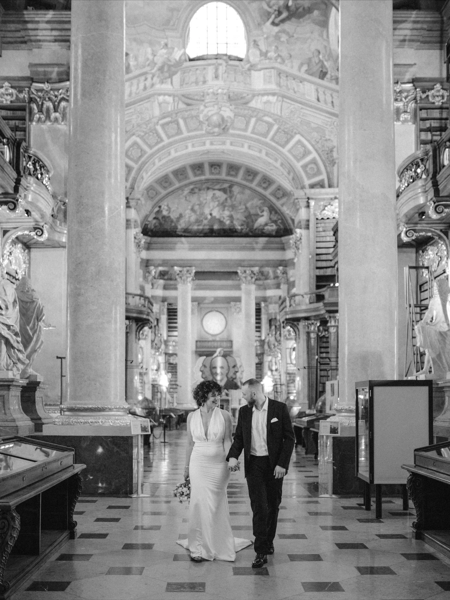 A yes in the Austrian National Library #viennawedding 

 #viennaweddingphotographer #viennaelopement #destinationwedding #destinationweddingvienna #modernbride #antibride #voguewedding
