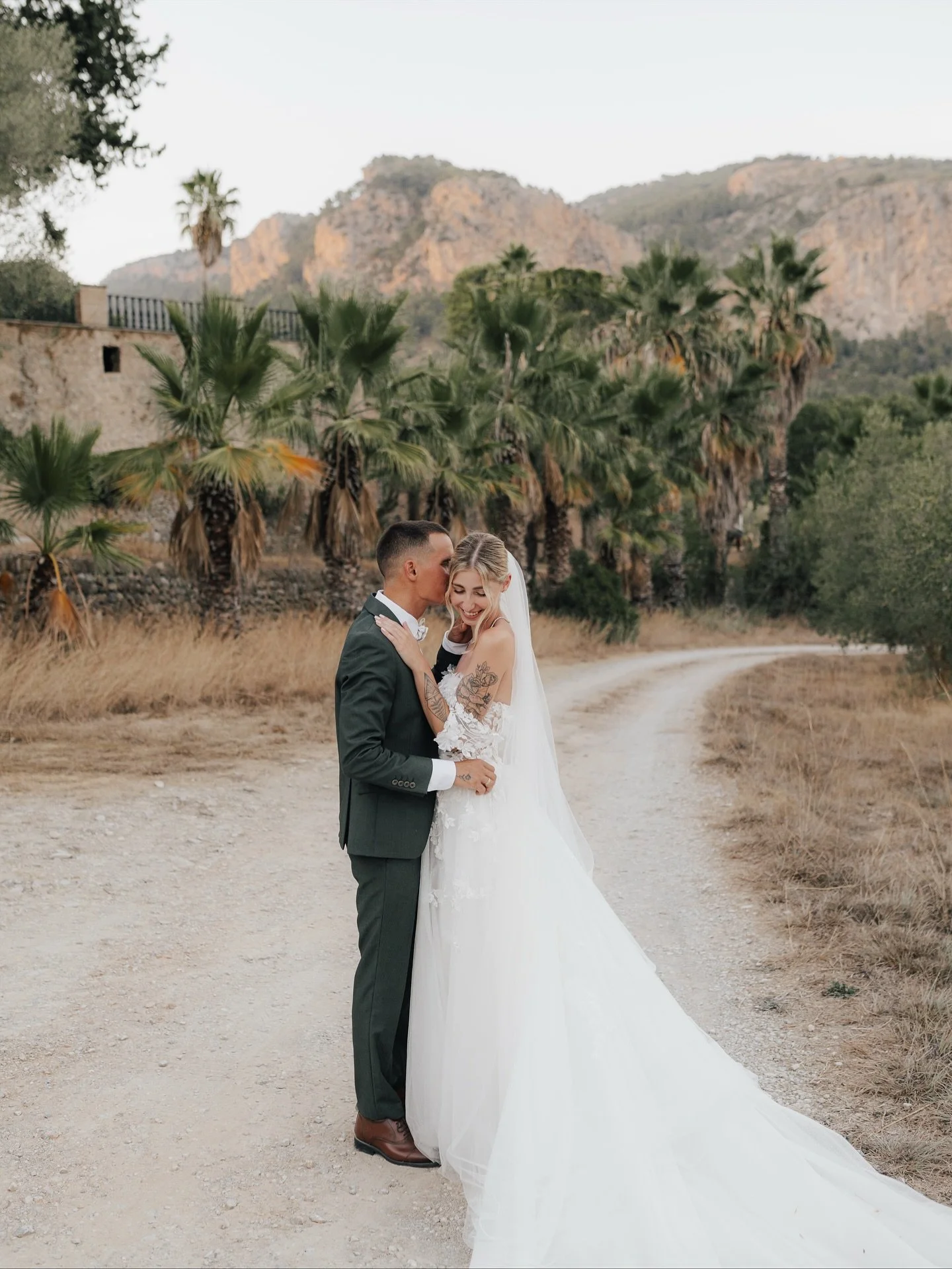 After Wedding Shooting on Mallorca with @thebeautykate &amp; @thomas.niedermueller 

#afterwedding #afterweddingshooting #afterweddingmallorca #mallorcawedding #destinationwedding #destinationweddingmallorca