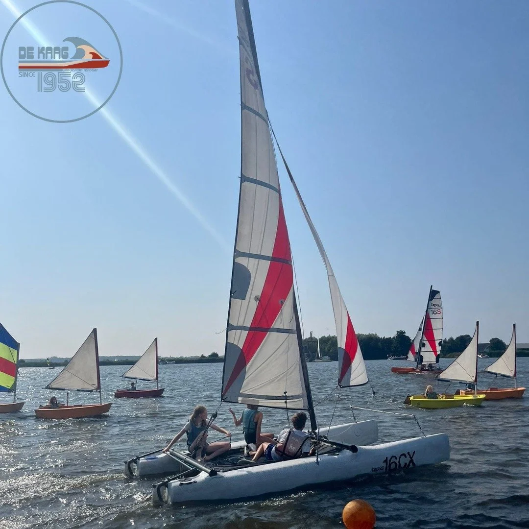 ☀️ Nog maar 6 dagen… en dan is de vroegboek korting écht voorbij! ⏰

Kom jij deze zomer ook watersporten op de Kaag?! 🏄‍♀️⛵

👉 Boek nu en pak die korting zolang het nog kan!

#watersport #zeilkamp #kamp #optimist #surfen #waterski