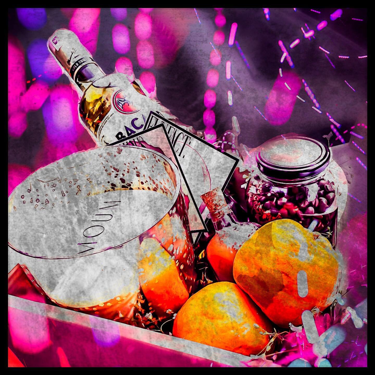 BESPOKE HAMPERS JUST FOR YOU 

#alcohol #liquor #cocktails #diycocktails #diy #gifts #gift #giftsforhim #giftsforher #gifthampers #bacardi #rumcocktails #party #rum #drinkstagram #santé #hausofsanté