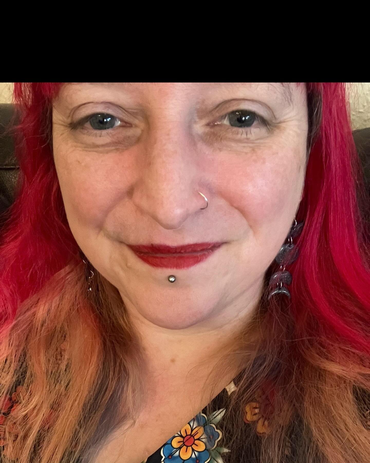 Love I can treat myself without leaving the house! Went to bed after work yesterday which wasn&rsquo;t ideal felt terrible! Got up today and put on a new dress and nicked a pair of my earring stock 😆 felt amazing most of the day just looking at myse