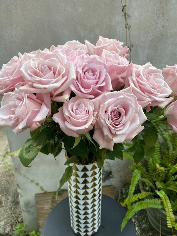 La Vie en Roses - Half Dozen