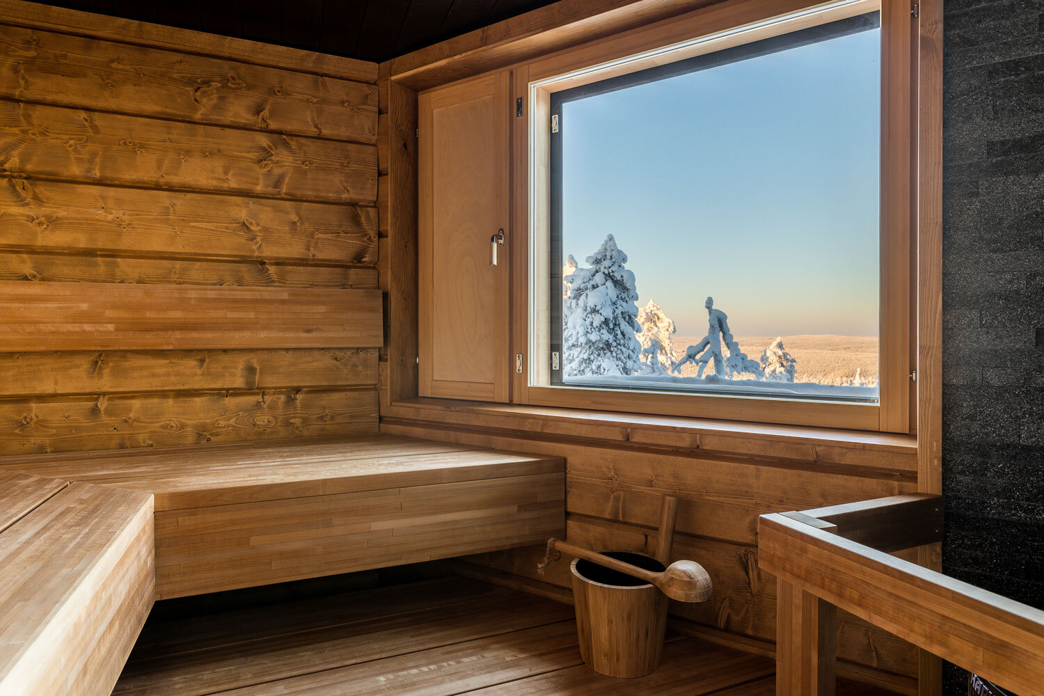 Octola-Lodge-Finland-Sauna.jpg