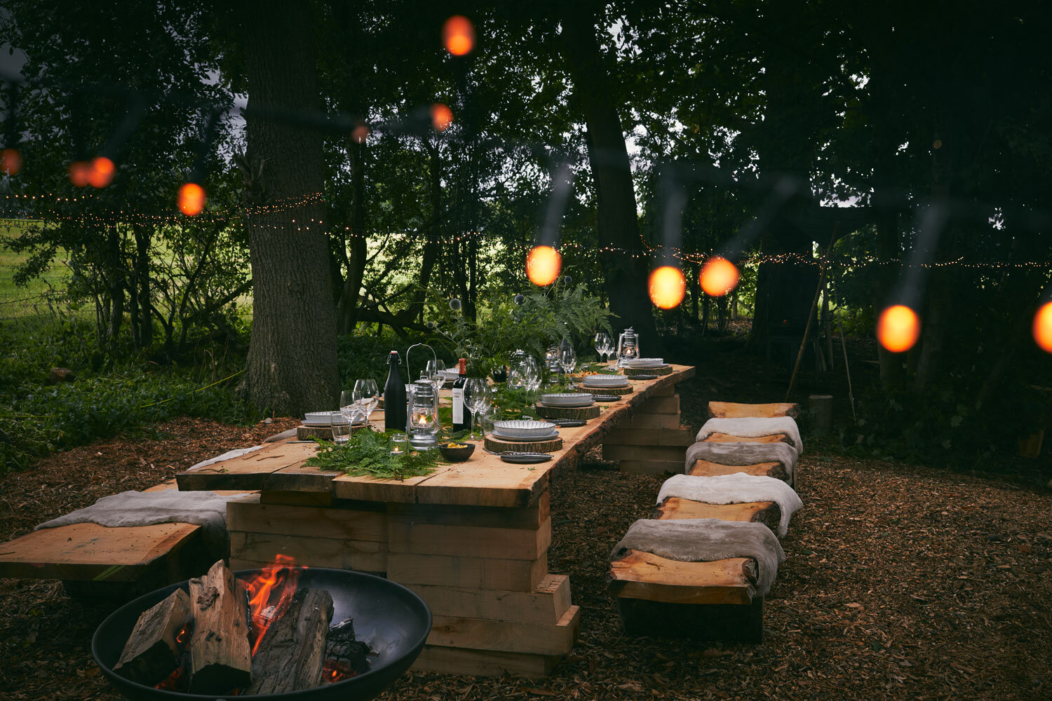 Wildhive-Callow-Hall-Derbyshire-Outdoor-Dining-Credit-Adam-Lynk.jpg