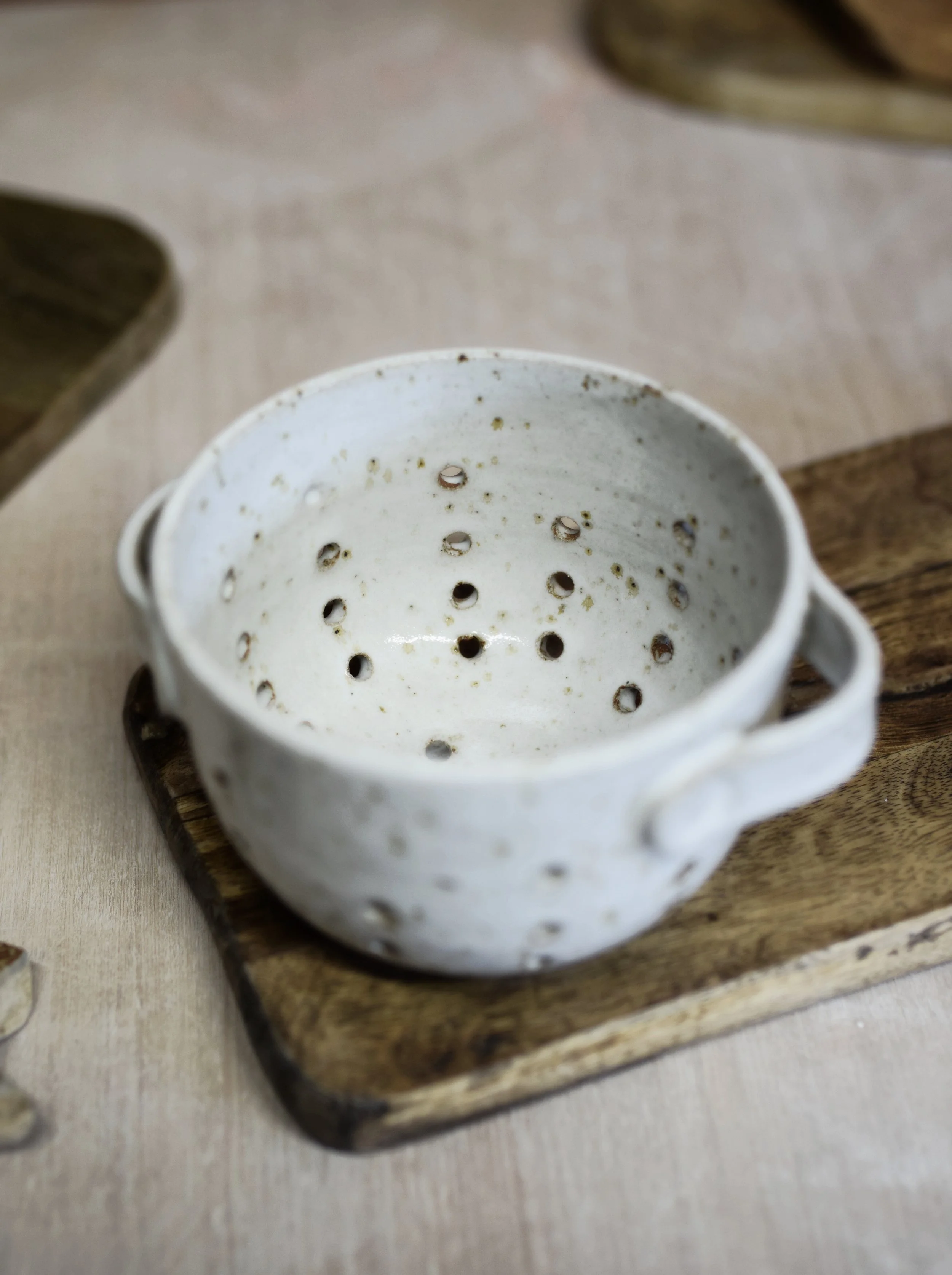 BERRY BOWL (SECONDS)
