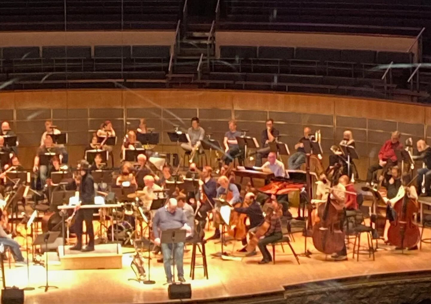 Spotted being a very good boy and counting all my rests during rehearsal 😇
Had a great time playing the music of Joni Mitchell tonight!