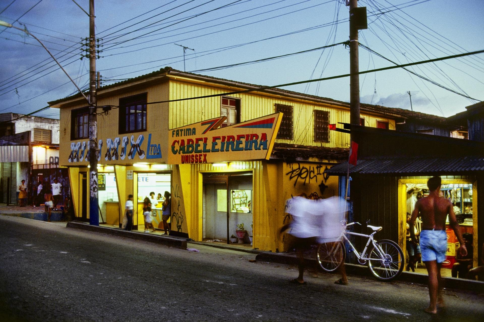 9_Fatima-Cabeleireira-1991_Luiz-Braga_1920x1280.jpg