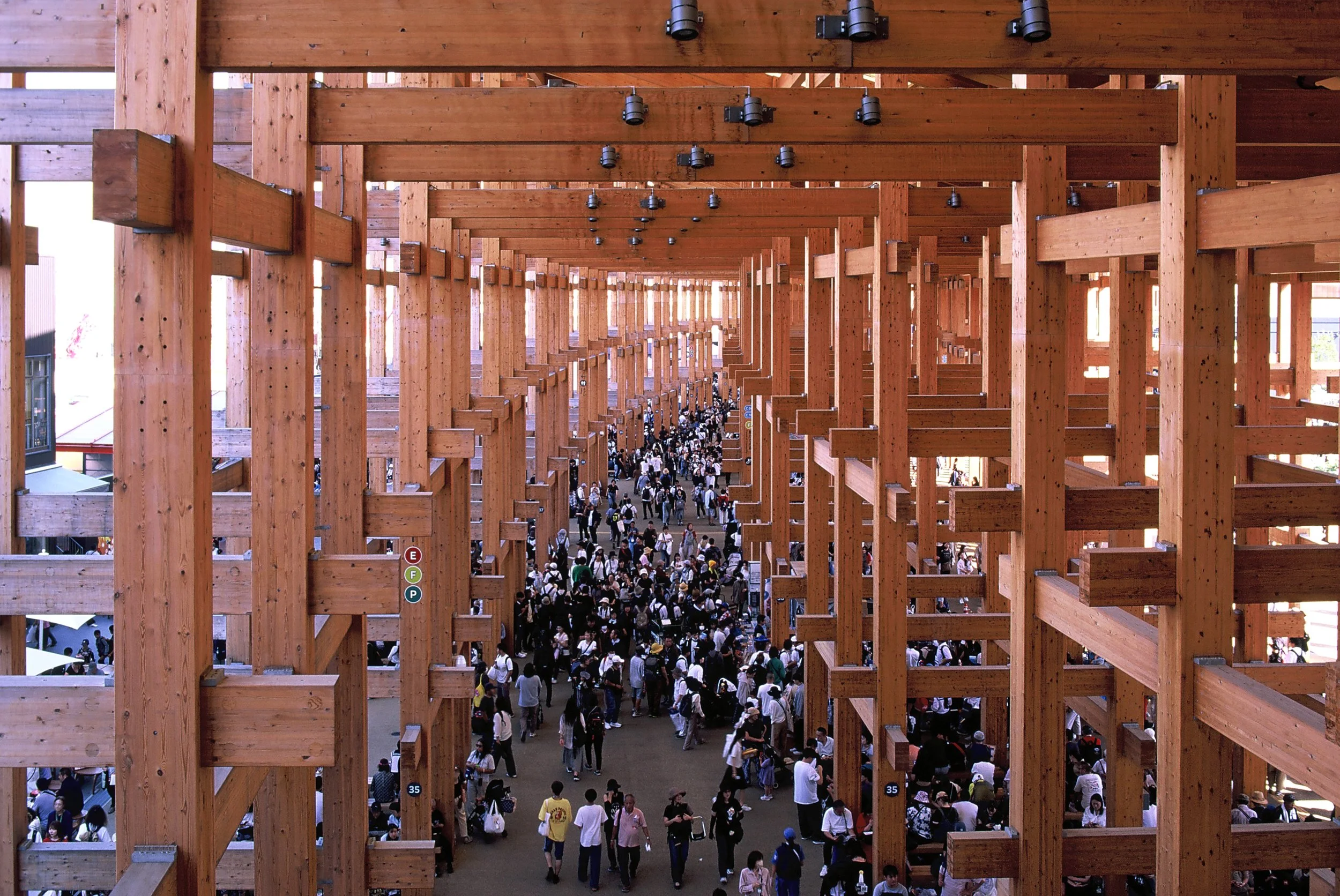 2_The Grand Ring, Photo by Ivan Grelz.jpg