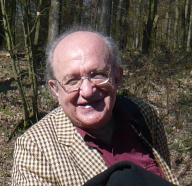 Hans-Georg Backhaus (1929–2026)