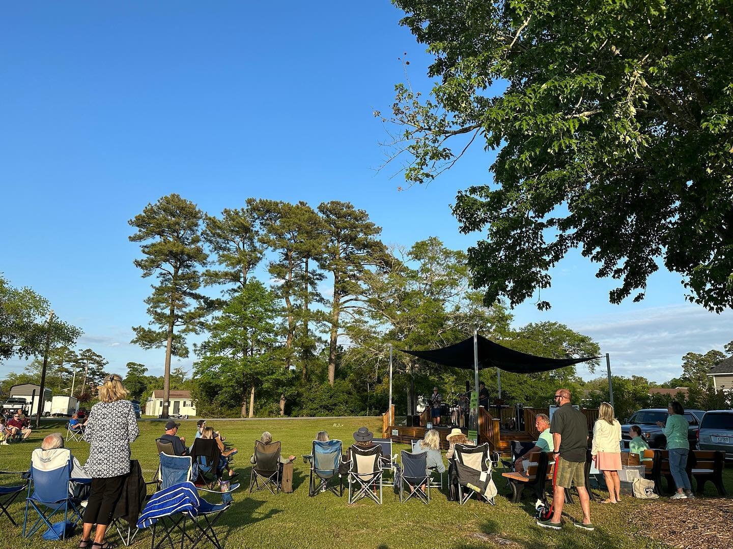 Bring a chair, your dancing shoes, and join us for live music until 8:00 pm!

Dolphin St. Park, Cape Carteret