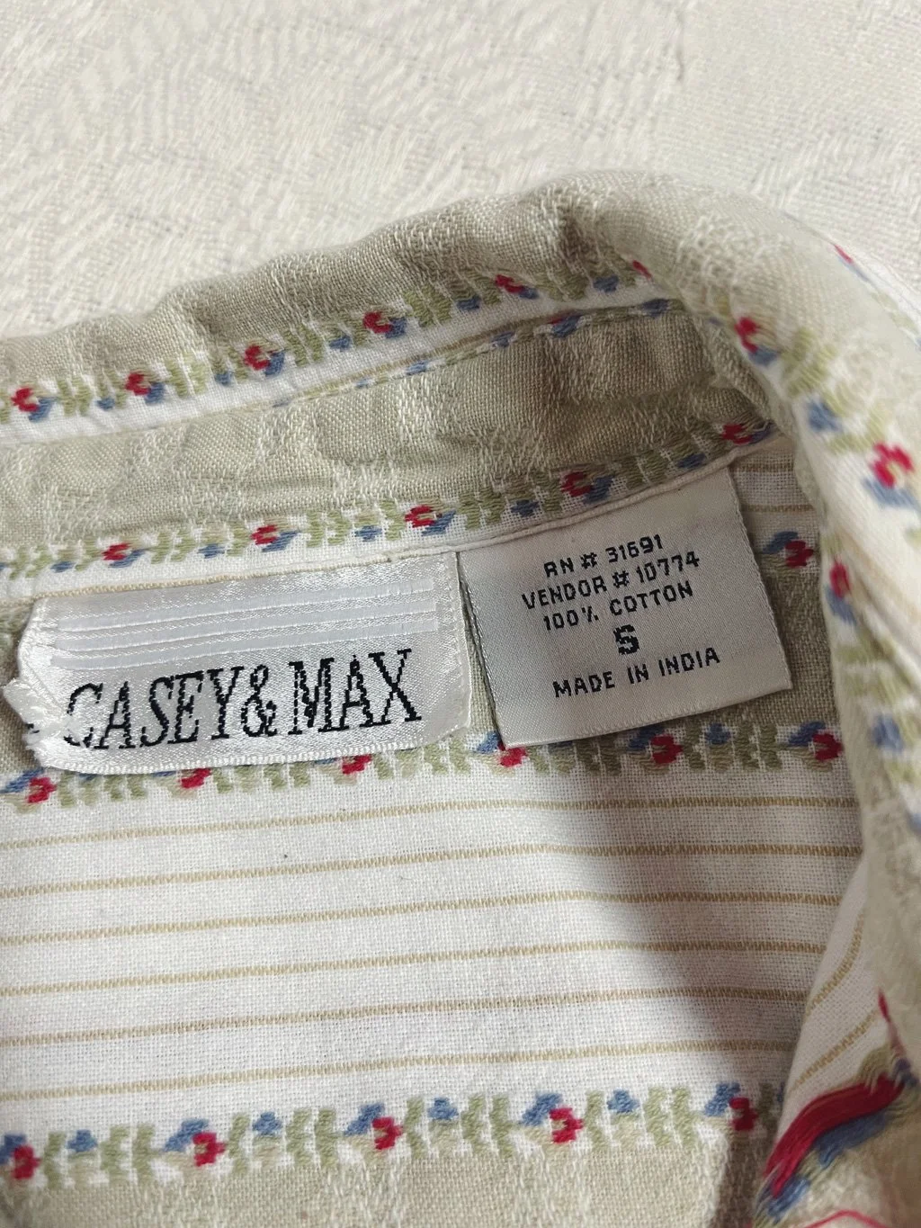 Neutral-Floral-Buttons-08.jpg