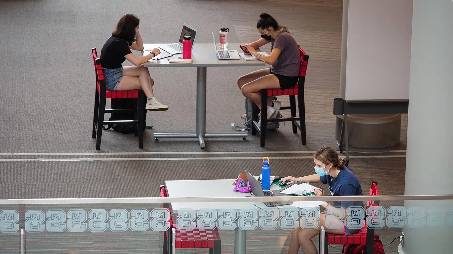 UNC System schools, private universities begin transition to mask-optional policies