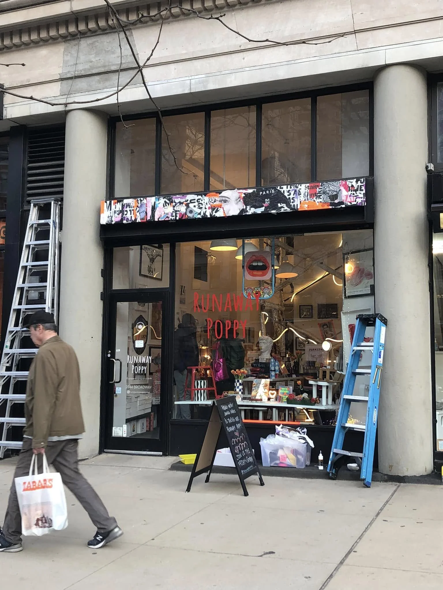 RUNAWAY POPPY NYC 2024 NEW-YORK CITY